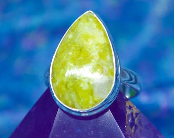8.78cts Solitaire Natural Yellow Lizardite Pear Ring US Size 7.5 (UK O 1/2)