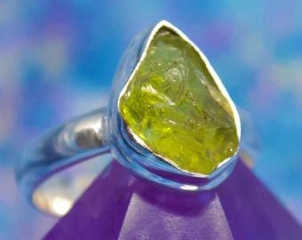 4.17cts Natural Green Peridot Rough Solitaire Ring US Size 7 (UK size N)