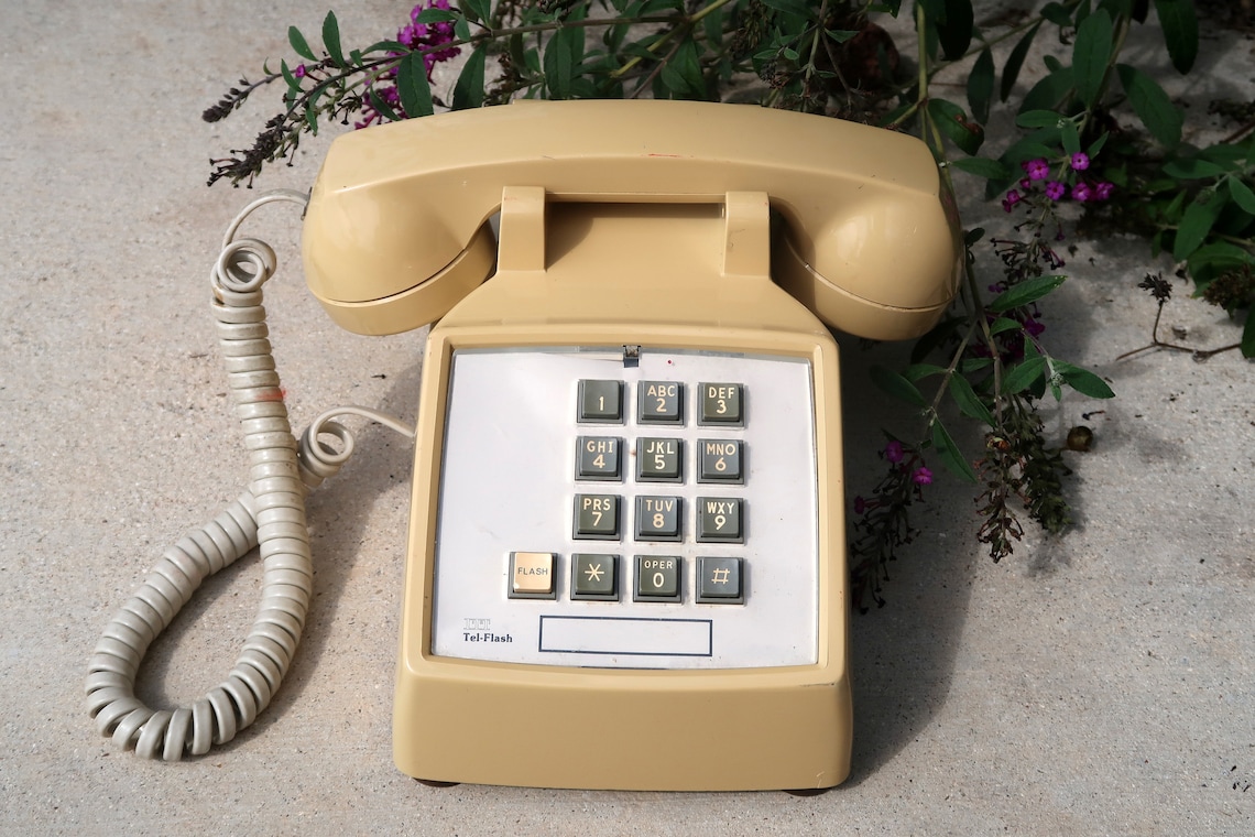 Vintage Push Button 1980s phone with call waiting flash Etsy