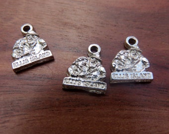 Vintage Ellis Island Charms QTY 1
