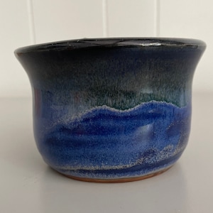 Ocean blue planter with lovely color variation