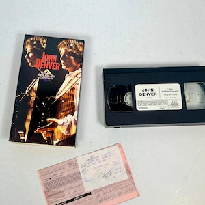 ミュージック John Denver: The Wildlife Concert [VHS] Amazon.com: John Denver: The Wildlife Concert [VHS] : CDs