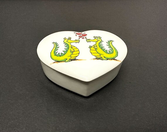 My Little Dragon Love Trinket Box Vintage Vagabond Creations Papel Japan View 2