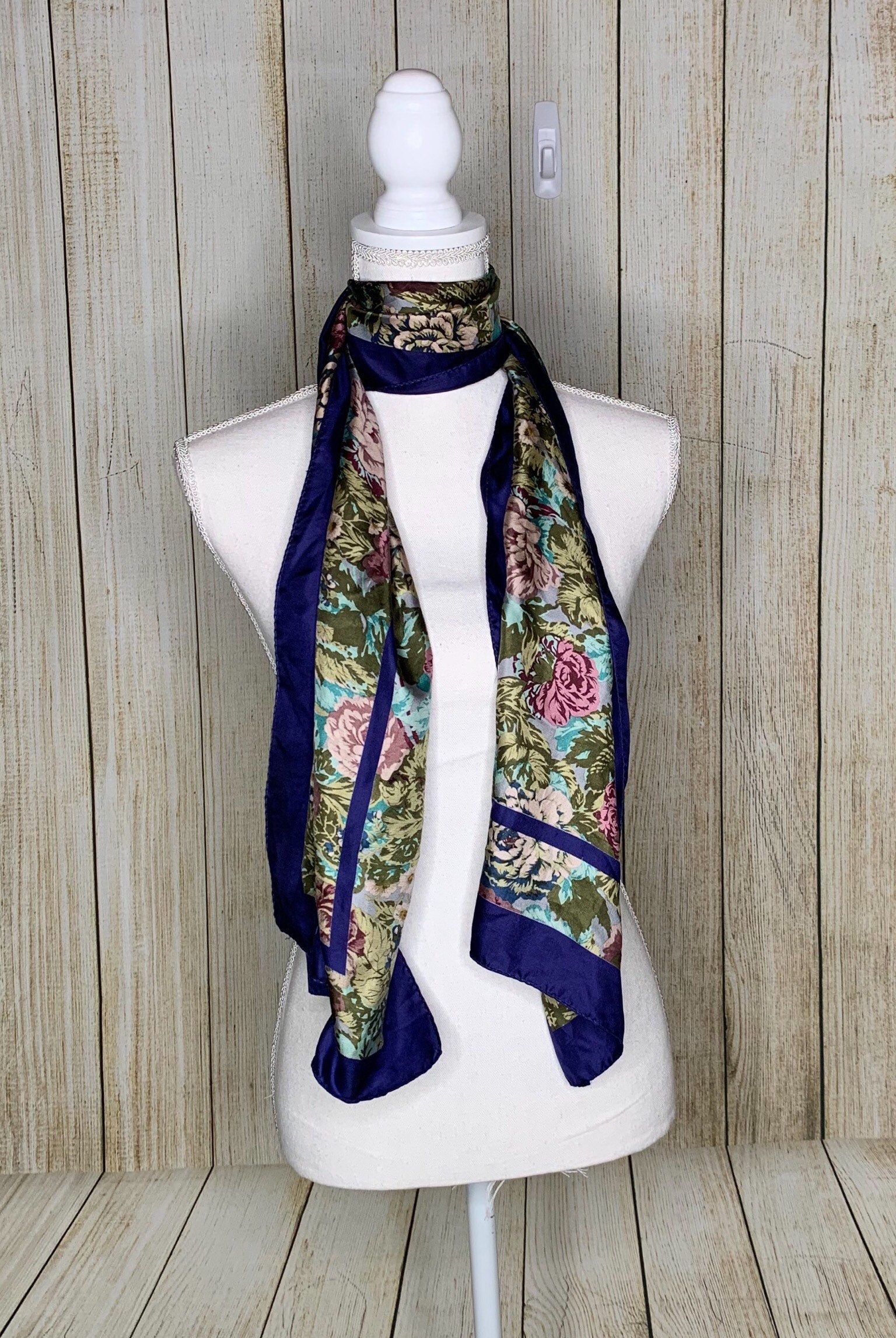Foulard Carré Vintage En Soie Perry Ellis - Multicolore Géométrique - Fait Main En Italie