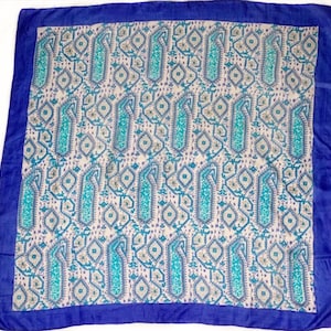 Vintage  Blue and White Patterned Scarf