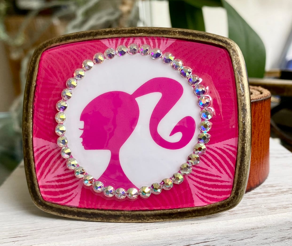 Blingy Doll-Themed Belts : the barbie pink