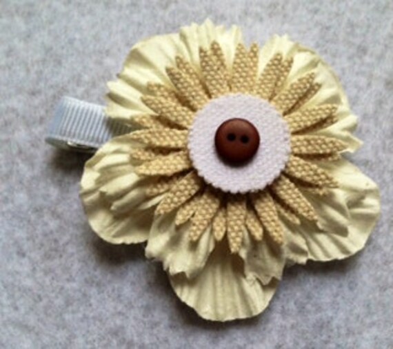 Items similar to Burlap Flower Clip on Etsy