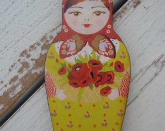 Russian Matroyshka Doll Brooch #12, Vintage Babushka Doll Illustrations on Laser Cut Wood, Wooden Russian Nesting Doll Brooch or Magnet