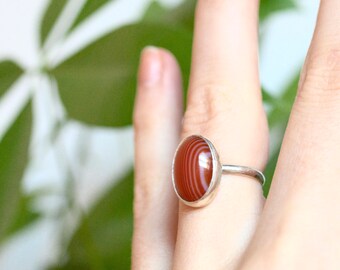 Red Banded Agate Sterling Silver Ring - Size 5 3/4
