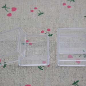 10 square clear plastic box,transparent ps box with lid,clear box container,plastic cases - 30mmx30mmx22mm AB53