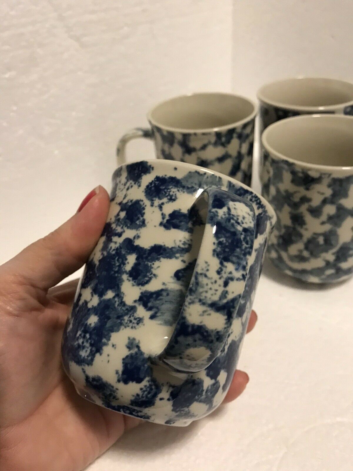 Set of 4 Folk Craft HEARTS Blue Sponge Coffee Cup Mug Made by Tienshan