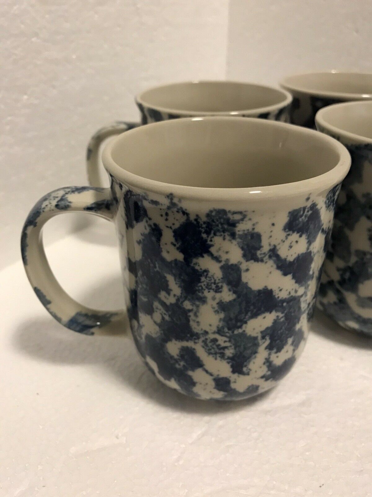 Set of 4 Folk Craft HEARTS Blue Sponge Coffee Cup Mug Made by Tienshan