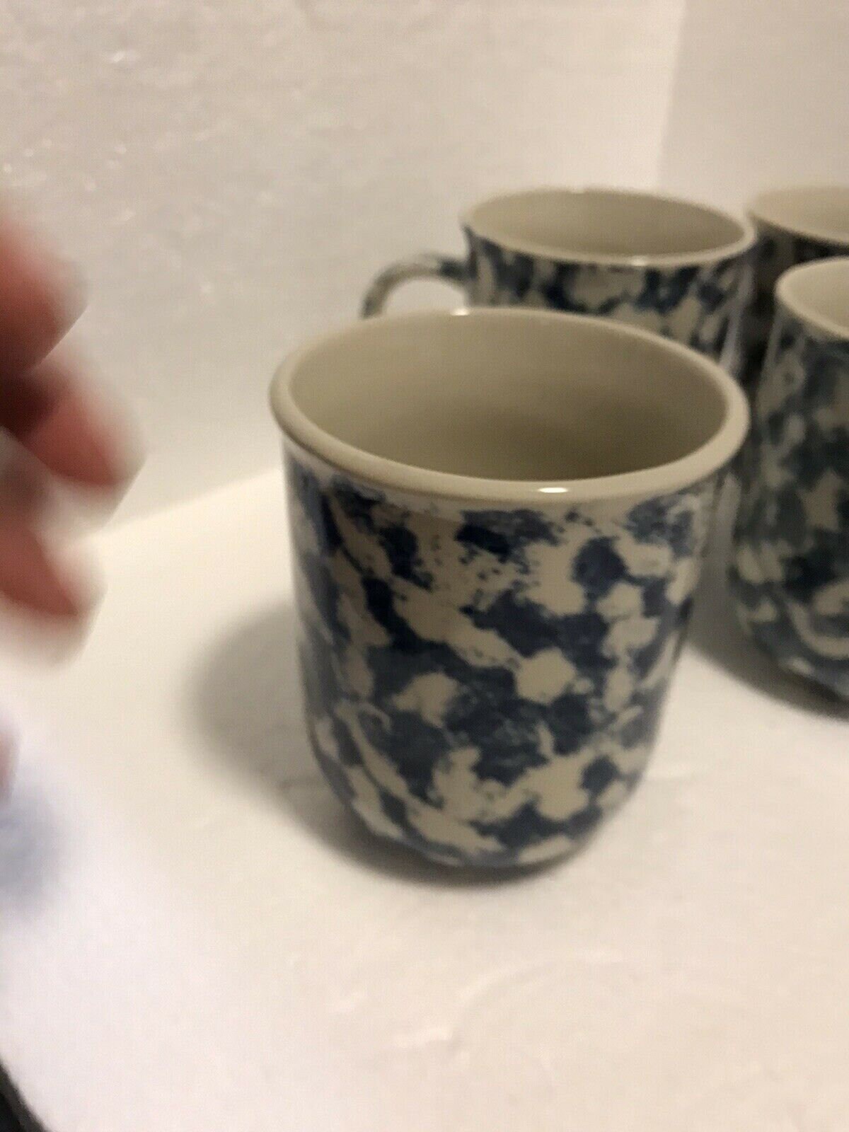 Set of 4 Folk Craft HEARTS Blue Sponge Coffee Cup Mug Made by Tienshan