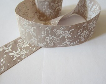 Ribbon spring band - taupe / white