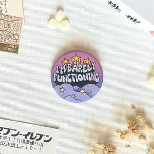 Menhera Pinback Button - Barely functioning