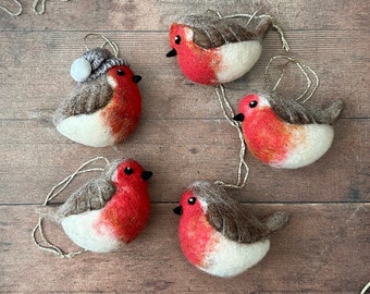 Robin needle felted decoration. Handmade from British wool, hanging decoration