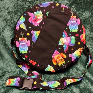 Sac cousu main pour votre tambour sacré licornes volantes de 15 po., doublure en polaire, fermeture à glissière en nylon, poche pour batteur ou hochet. Wicca sorcière païenne