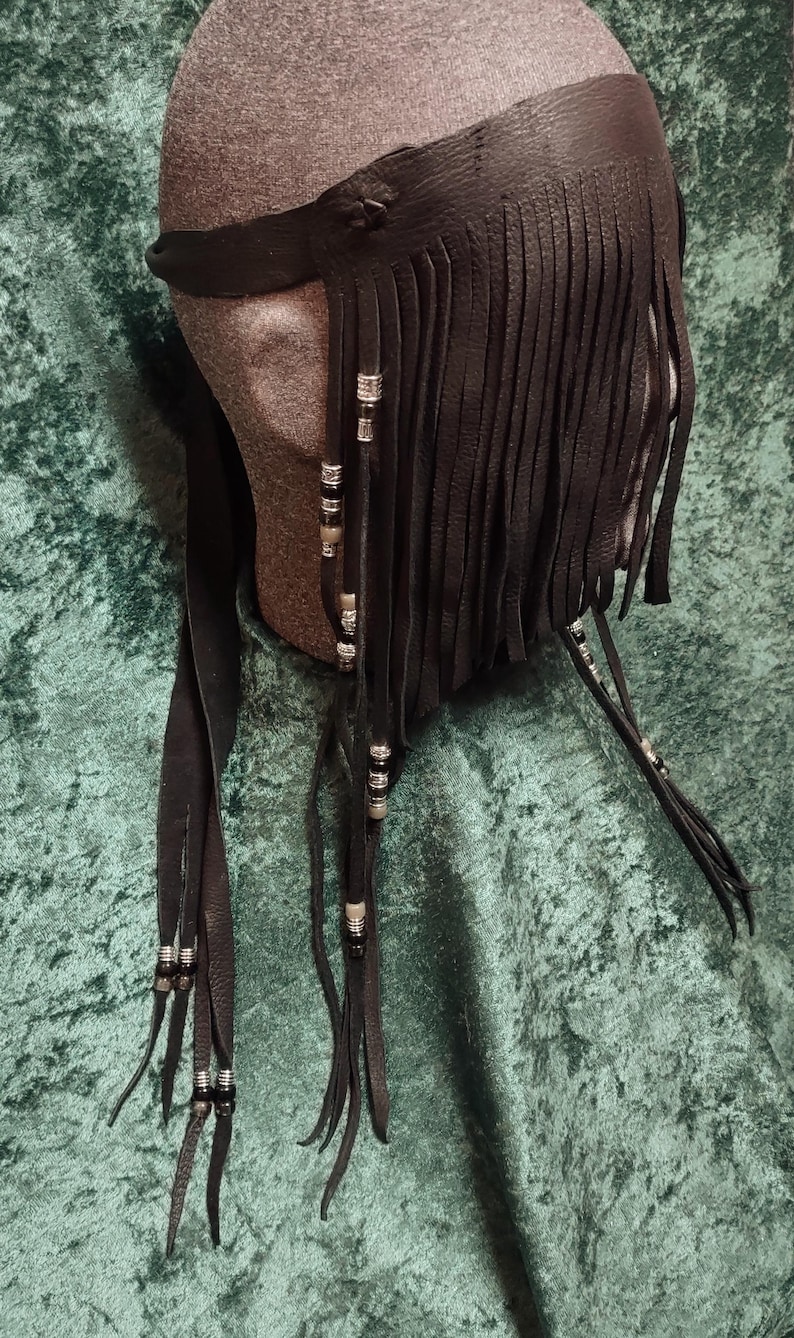 Máscara de trance ritual personalizada, cuero de ciervo, cuentas de vidrio y metal, Seidr nórdico Vitki Volva, ceremonia de viaje chamánico, boda, unión de manos, meditación. imagen 9