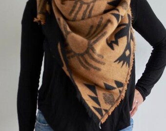 Black and Tan Triangle Scarf