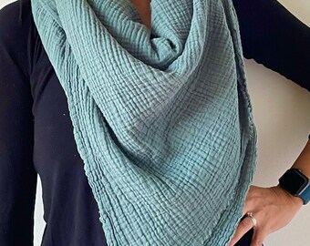 Dusty Green Triangle scarf, gauze scarf, Green scarf, wrap, cotton wrap, double gauze, green scarf, dusty mint