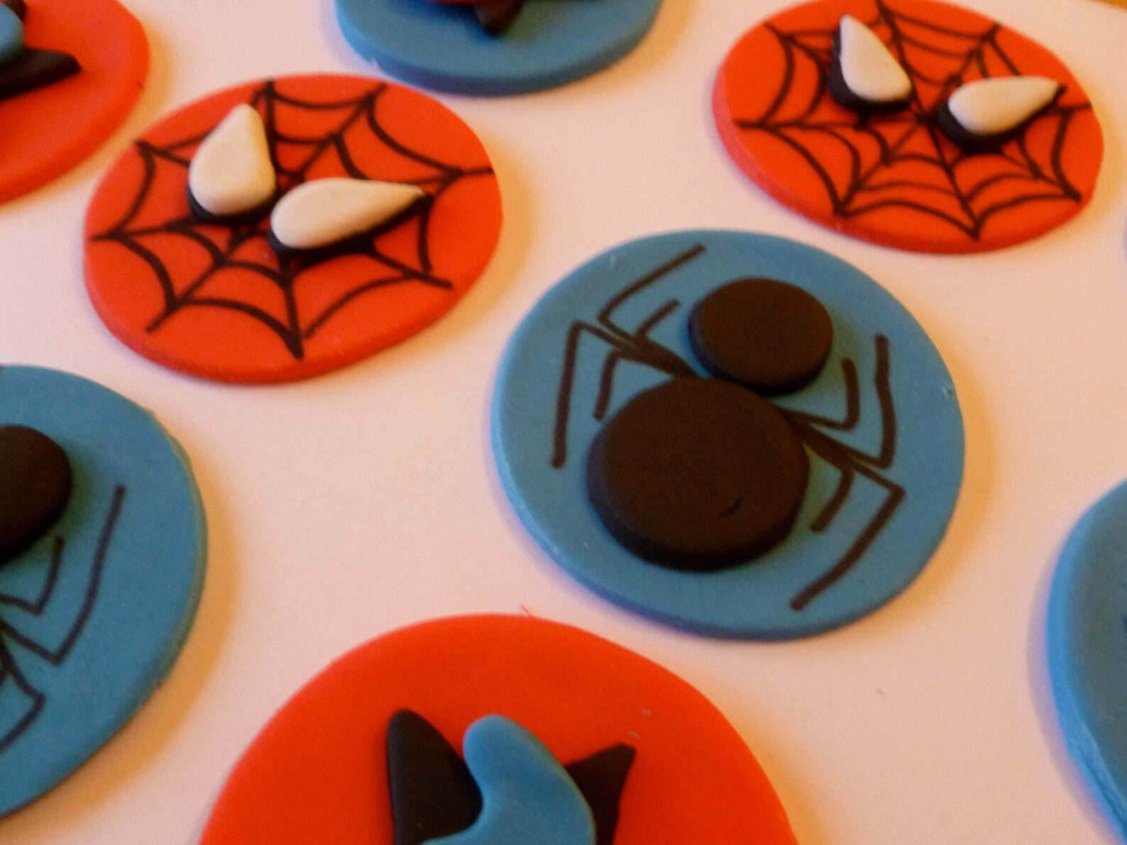 Edible Fondant Spiderman Cupcake Toppers Super hero cupcakes Etsy