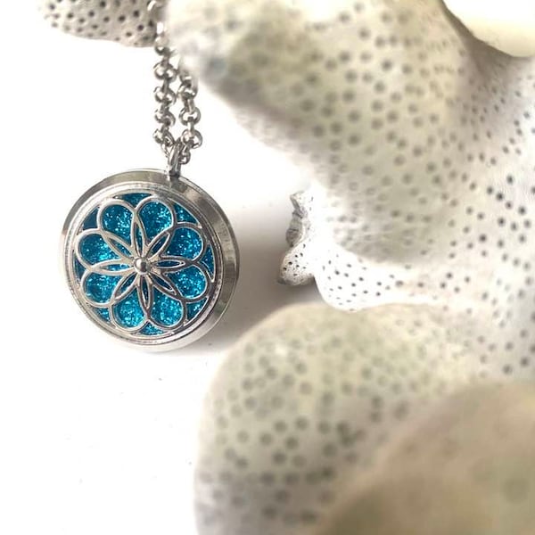 Stainless Steel Flower Pendant, Magnetic Diffuser Necklace