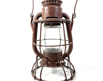 Vintage Dietz Vesta Railroad Lantern: New York Central, Clear Glass Globe