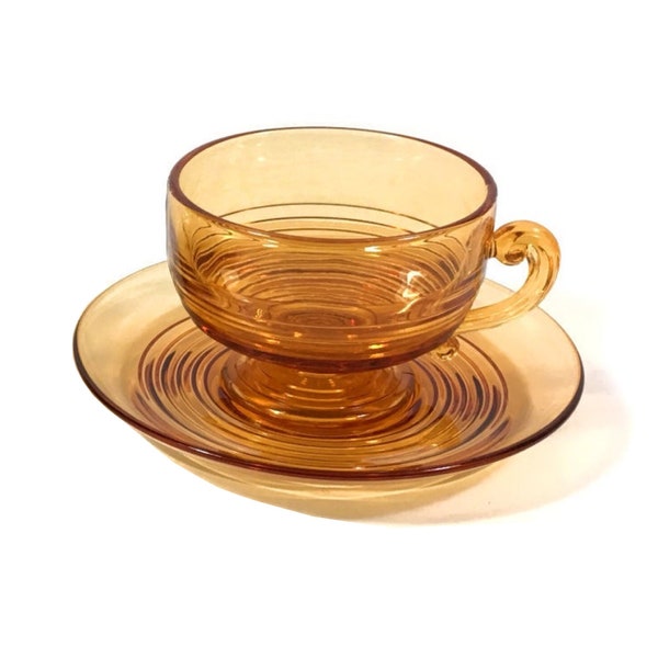 Vintage 1940s Tea Cup Set in 'Tally Ho' Pattern by Cambridge, Antique Amber Glass Cups & Saucers == 10 in STOCK!