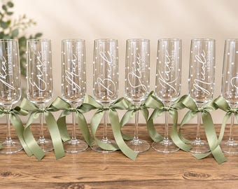 Personalised Bridal Party Champagne Flutes | Bride Bridesmaid Maid of Honour Glass | Wedding Morning Champagne Glass | Bridal Gift