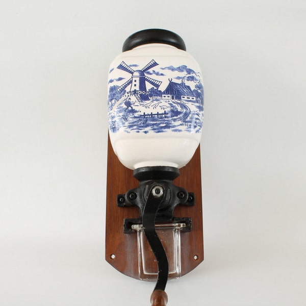 Vintage coffee grinder with Delft Blue design Holland