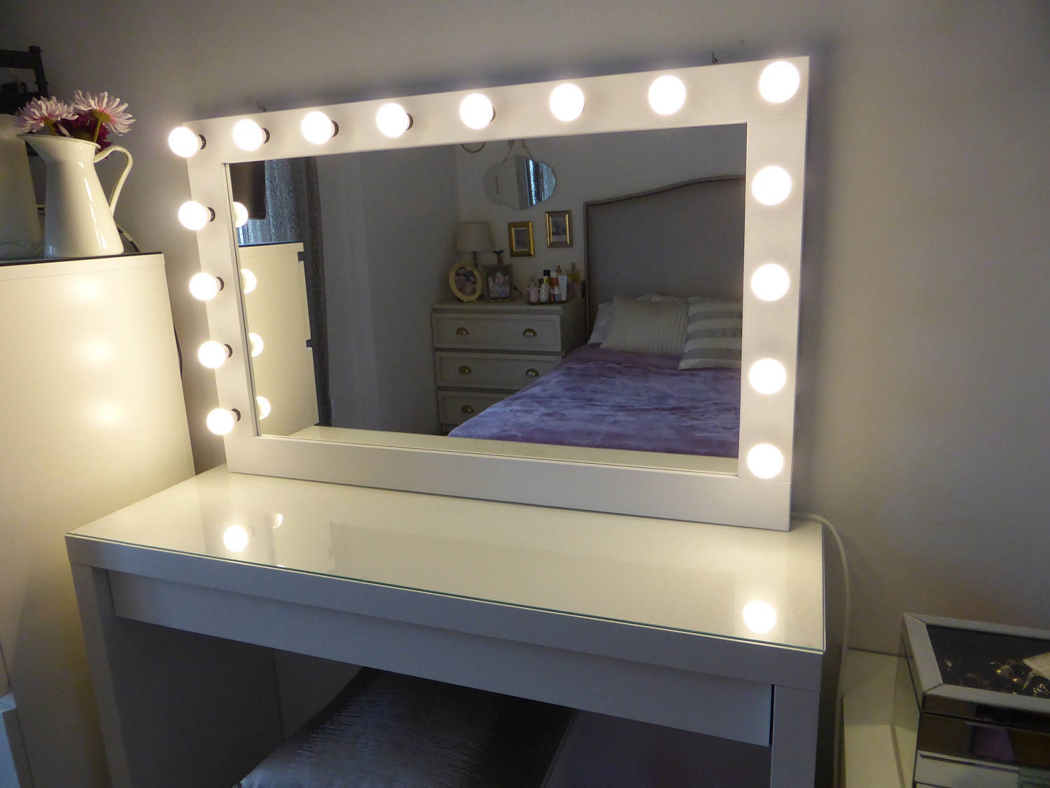 L Vanity Mirror 43x27 Hollywood, Vanity Table With Lighted Mirrors Hollywood Style
