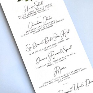 Conjunto de invitaciones de boda de Kauai, Hawái. Invitaciones de acuarela de destino personalizables, incluido el escudo de boda tropical. imagen 17