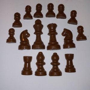 Chocolate Chess Pieces(16)