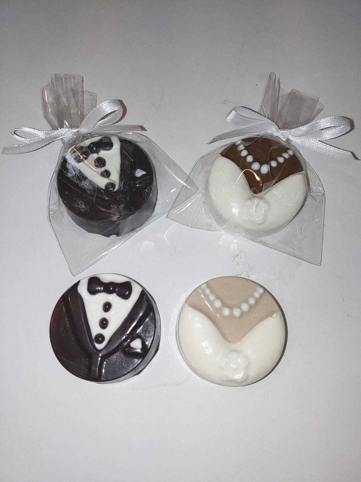 Bride and Groom Chocolate Covered Oreos