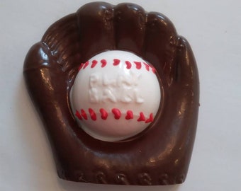 Chocolate Baseball Mitt with Ball Gift Boxed