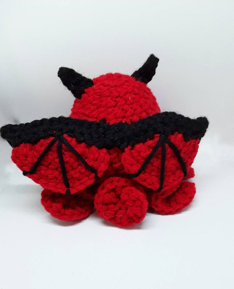 Angel and Devil crochet octopus image 10