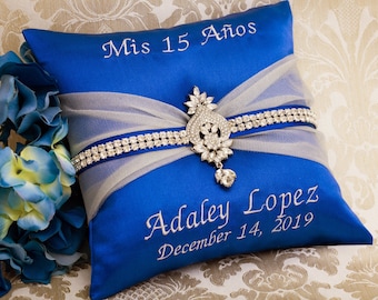 Personalized Tiara Pillow, Embroidered Quinceanera Pillow, Quince Shoe Pillow, My Sweet 16 Kneeling Pillow, Mis 15 Anos, Mis Quince