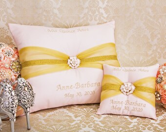 Blush and Gold Personalized Quinceanera Pillow Set, Quince Shoe Pillow, My Sweet 16 Kneeling Pillow, Mis 15 Anos, Tiara Pillow