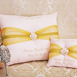 Blush and Gold Personalized Quinceanera Pillow Set, Quince Shoe Pillow, My Sweet 16 Kneeling Pillow, Mis 15 Anos, Tiara Pillow