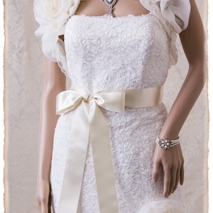2&quot; Deluxe Ivory Bridal Sash, Ivory Wedding Sash Belt, Ivory Satin Ribbon Bridal Belt, Wedding Sash, Satin Bridal Sash