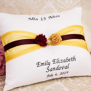 Personalized Quinceanera Pillow Set, Quince Shoe Pillow, My Sweet 16 Kneeling Pillow, Mis 15 Anos, Tiara Pillow