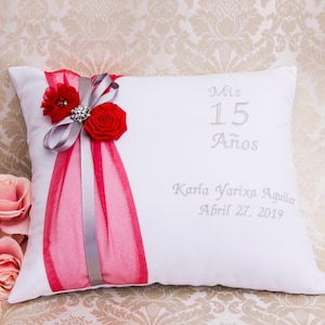Personalized Quinceanera Pillow Set, Quince Kneeling Pillow, Mis 15 Anos Shoe Pillow