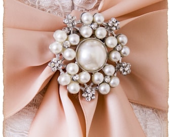 Mariage broche, broche de robe de mariage, mariage robe, broche, perle broche, broche en strass