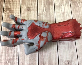 Severed Hand Soap / Zombie Soap / Halloween Party Favor / Halloween Soap / 3.5 oz Soap / Horror Soap / Creepy Soap / Oddity