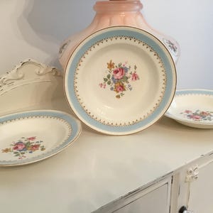 Homer Laughlin Eggshell Georgian Chateau Blue RoundServing Bowl 8.5” Set of 3