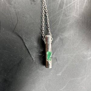 Men&#39;s Pendant with Natural Emerald Pendant - 925 Sterling Silver Round Bar Necklace