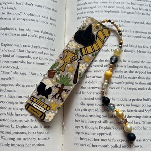 Huffelpuff Hogwarts - Hand painted, Beaded Bookmark- Gift for Harry Potter Fans