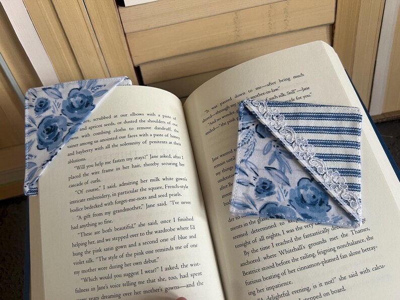 Set of 2 Corner Bookmarks | Handmade Fabric Bookmarks - Blue Floral ...