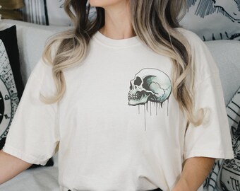 Akwarelowa czaszka przytulny T-shirt, uroczy rockabilly kieszonkowy T-shirt, retro tatuaż koszula, błysk tatuaż top, żeglarz Jerry styl unisex T-shirt, tatuaż top