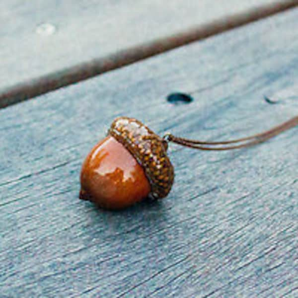 Peter Pan Kiss Thimble Acorn Necklace, Lucky Real Natural Acorn Necklace, Autumnal Jewellery, British Necklace, Spring Necklace Plant